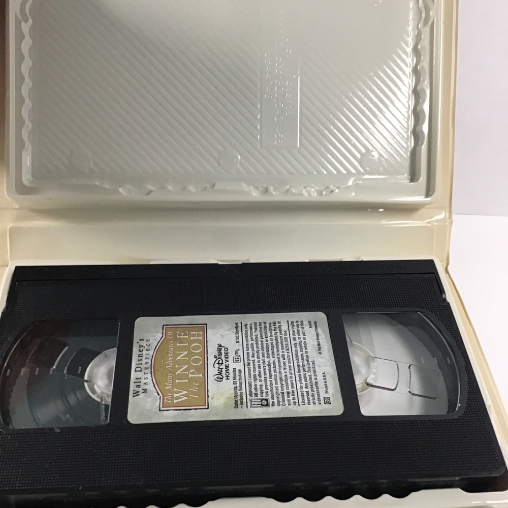 Winnie the Pooh Walt Disney Masterpiece VHS Special Commemorative Edition Movie - Picture 3 of 3